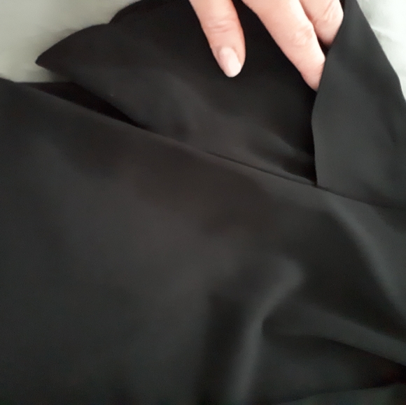 Calvin Klein Short Sleeve Blouse 👚 - Picture 4 of 4